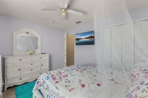 House in Kissimmee, Florida 3 bedrooms, 123.75 sq.m. № 2313229 - photo 20