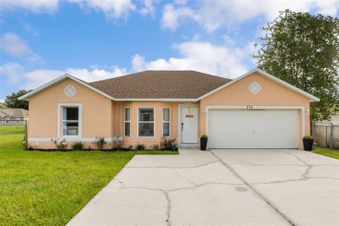 Villa ou maison à Kissimmee, Floride 3 chambres, 123.75 m2 № 2313229