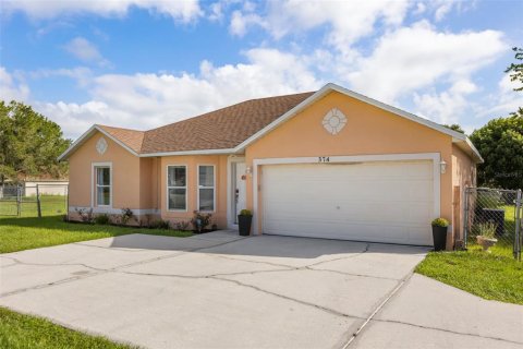 House in Kissimmee, Florida 3 bedrooms, 123.75 sq.m. № 2313229 - photo 2