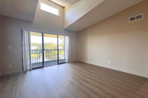 Condo in Sanford, Florida, 2 bedrooms  № 1870703 - photo 6