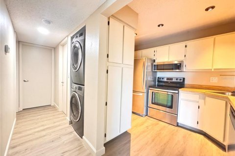 Condo in Sanford, Florida, 2 bedrooms  № 1870703 - photo 5