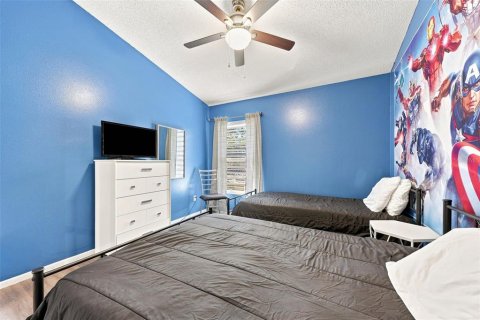 House in Davenport, Florida 4 bedrooms, 155.33 sq.m. № 2337379 - photo 20