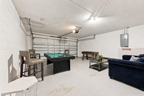 House in Davenport, Florida 4 bedrooms, 155.33 sq.m. № 2337379 - photo 22