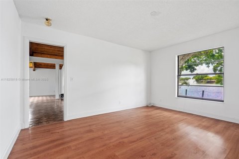 Casa en venta en Hollywood, Florida, 2 dormitorios, 139.35 m2 № 1794543 - foto 23