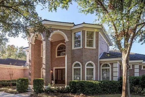 House in Tarpon Springs, Florida 4 bedrooms, 497.31 sq.m. № 2298101