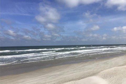 Condo in New Smyrna Beach, Florida, 2 bedrooms  № 1812966 - photo 7