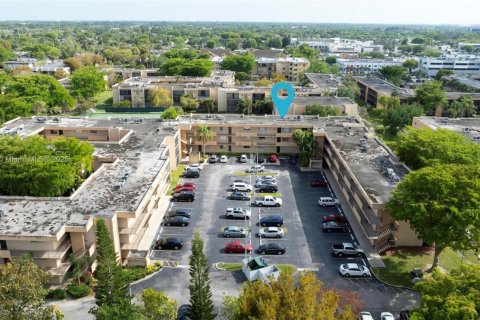Condominio en venta en Miami, Florida, 2 dormitorios, 114.73 m2 № 1985429 - foto 25