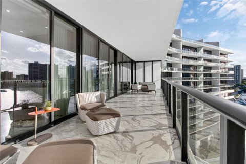 Condominio en alquiler en Aventura, Florida, 3 dormitorios, 267.28 m2 № 1953491 - foto 25