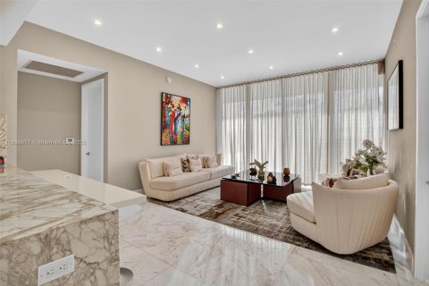 Condominio en alquiler en Aventura, Florida, 3 dormitorios, 267.28 m2 № 1953491 - foto 19