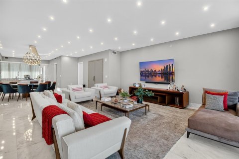 Condominio en alquiler en Aventura, Florida, 3 dormitorios, 267.28 m2 № 1953491 - foto 2