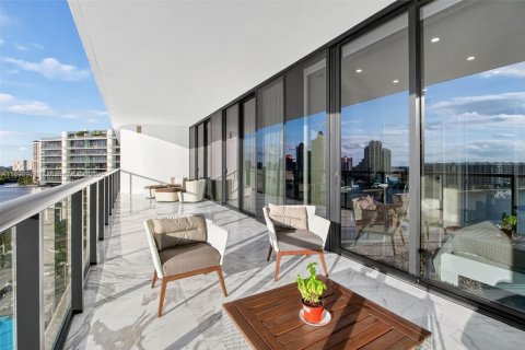 Condominio en alquiler en Aventura, Florida, 3 dormitorios, 267.28 m2 № 1953491 - foto 24
