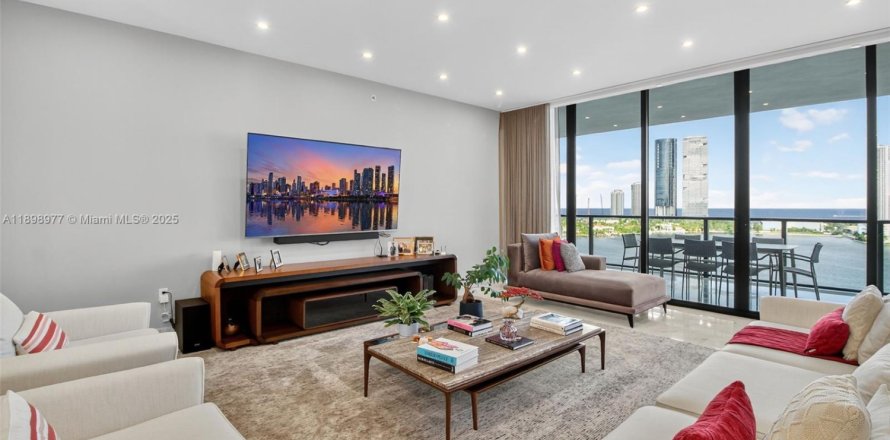 Condominio en Aventura, Florida, 3 dormitorios  № 1953491