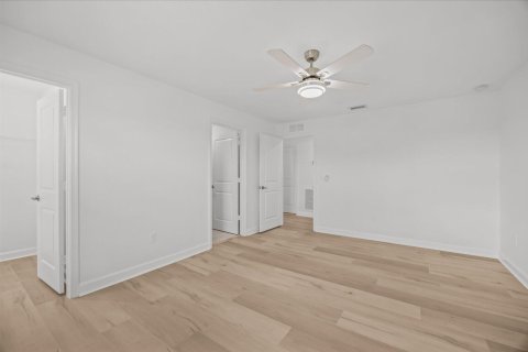 Villa ou maison à vendre à Port St. Lucie, Floride: 5 chambres, 312.24 m2 № 2439230 - photo 29