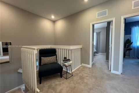 Снять в аренду таунхаус в Хомстед, Флорида 3 спальни, 153.2м2, № 2062248 - фото 12