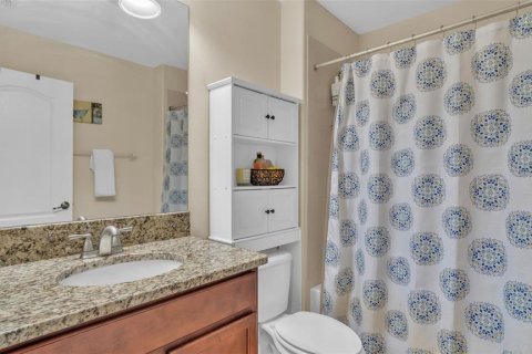 House in Land O' Lakes, Florida 6 bedrooms, 395.67 sq.m. № 2157990 - photo 26