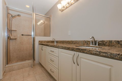 Townhouse in Pembroke Pines, Florida 2 bedrooms, 124.3 sq.m. № 2421489 - photo 18