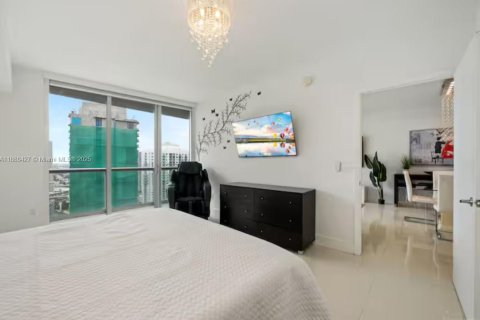 Copropriété à vendre à Miami, Floride: 1 chambre, 78.22 m2 № 1941337 - photo 13