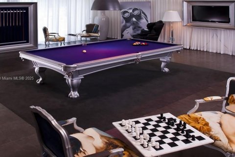 Condo in Miami, Florida, 1 bedroom  № 1941337 - photo 7