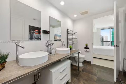 Copropriété à vendre à Miami, Floride: 1 chambre, 78.22 m2 № 1941337 - photo 11