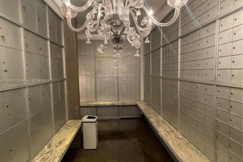 Copropriété à vendre à Miami, Floride: 1 chambre, 78.22 m2 № 1941337 - photo 27