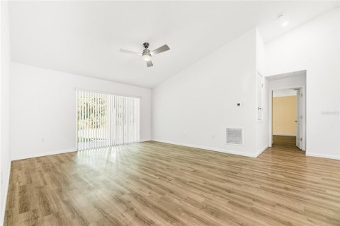 Villa ou maison à vendre à Palm Coast, Floride: 3 chambres, 139.35 m2 № 2433660 - photo 11