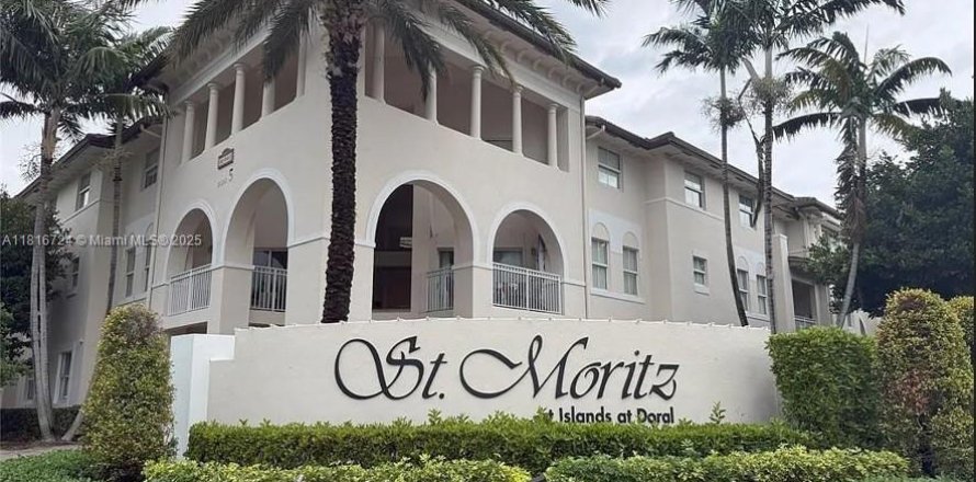 Кондоминиум с 2 спальнями в Дорал, Флорида № 1981882