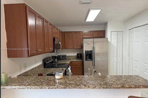 Купить кондоминиум в Дорал, Флорида 2 спальни, 104.14м2, № 1981882 - фото 6