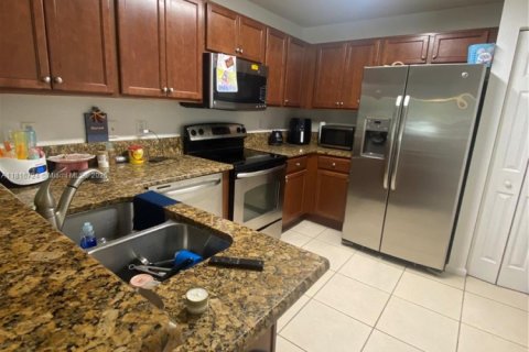 Купить кондоминиум в Дорал, Флорида 2 спальни, 104.14м2, № 1981882 - фото 8