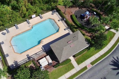 Townhouse in Oviedo, Florida 3 bedrooms, 169.83 sq.m. № 2402738 - photo 24