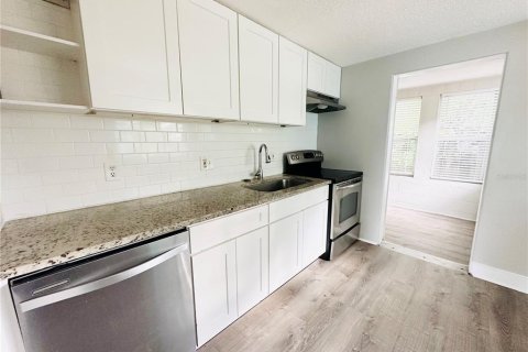 Apartamento en alquiler en Orlando, Florida, 2 dormitorios, 69.68 m2 № 1750324 - foto 8