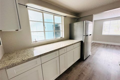 Apartamento en alquiler en Orlando, Florida, 2 dormitorios, 69.68 m2 № 1750324 - foto 12