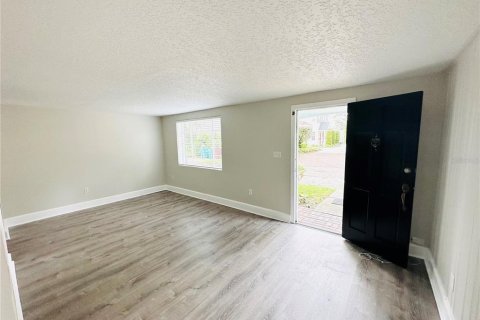 Apartamento en alquiler en Orlando, Florida, 2 dormitorios, 69.68 m2 № 1750324 - foto 4