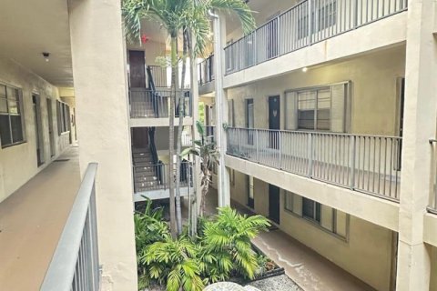 Condominio en alquiler en Dania Beach, Florida, 1 dormitorio, 60.85 m2 № 2173668 - foto 20