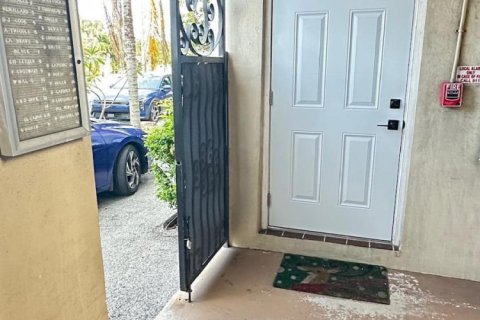 Condominio en alquiler en Dania Beach, Florida, 1 dormitorio, 60.85 m2 № 2173668 - foto 3