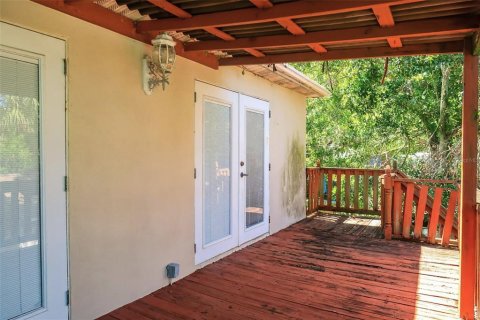 House in Gulfport, Florida 3 bedrooms, 242.85 sq.m. № 1884143 - photo 14