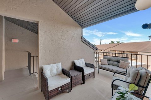 Condo in Fort Myers, Florida, 2 bedrooms  № 2213580 - photo 6