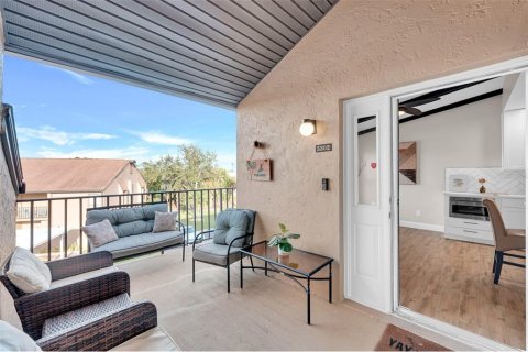 Condo in Fort Myers, Florida, 2 bedrooms  № 2213580 - photo 2