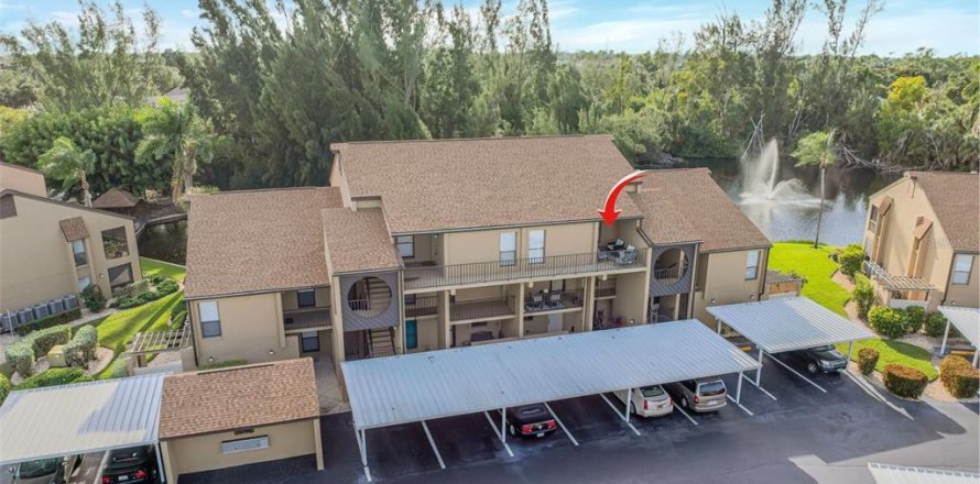 Condo in Fort Myers, Florida, 2 bedrooms  № 2213580