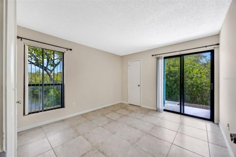 Condominio en venta en Palm Harbor, Florida, 2 dormitorios, 83.43 m2 № 2225750 - foto 22