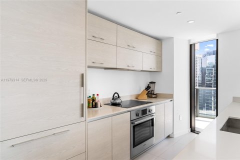 Copropriété à louer à Miami, Floride: 3 chambres, 119.01 m2 № 2046038 - photo 10