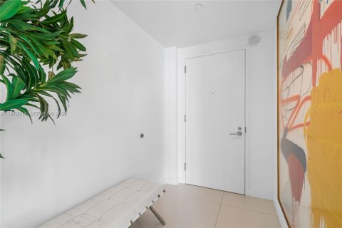 Copropriété à louer à Miami, Floride: 3 chambres, 119.01 m2 № 2046038 - photo 22