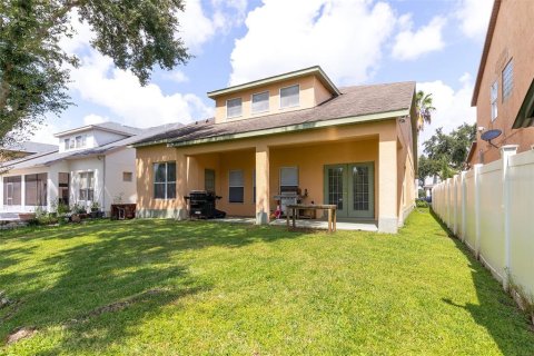 House in Windermere, Florida 4 bedrooms, 255.85 sq.m. № 2302641 - photo 30