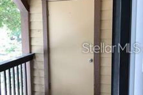 Condo in Altamonte Springs, Florida, 1 bedroom  № 2105266 - photo 13