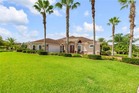 House in New Smyrna Beach, Florida 3 bedrooms, 205.22 sq.m. № 2408467 - photo 9