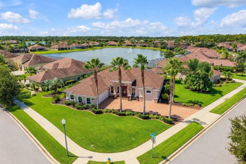 House in New Smyrna Beach, Florida 3 bedrooms, 205.22 sq.m. № 2408467 - photo 6