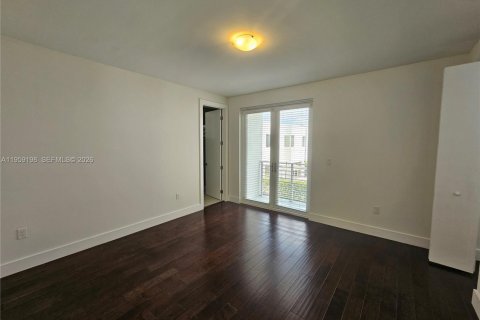 Купить виллу или дом в Дорал, Флорида 5 спален, 336.31м2, № 2079462 - фото 22