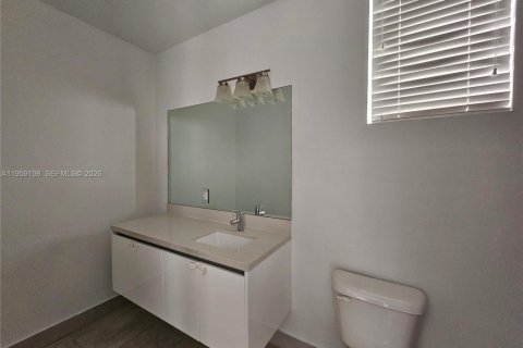 Купить виллу или дом в Дорал, Флорида 5 спален, 336.31м2, № 2079462 - фото 24