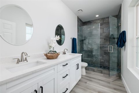 Propiedad comercial en venta en Madeira Beach, Florida, 4 dormitorios, 174.66 m2 № 1848546 - foto 24