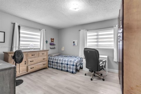 Casa en venta en Margate, Florida, 3 dormitorios, 153.75 m2 № 2186068 - foto 14
