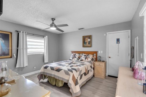 Casa en venta en Margate, Florida, 3 dormitorios, 153.75 m2 № 2186068 - foto 12